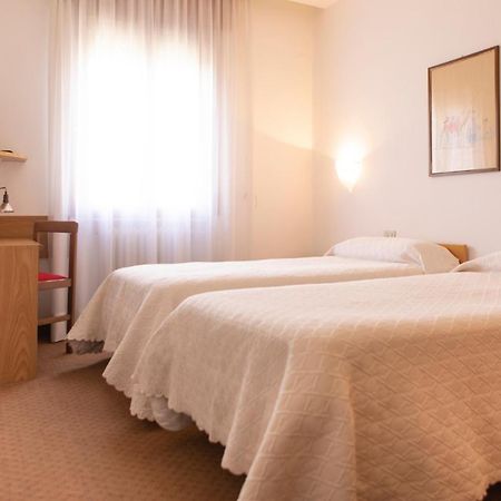 צ'יטדלה Hotel Due Mori מראה חיצוני תמונה